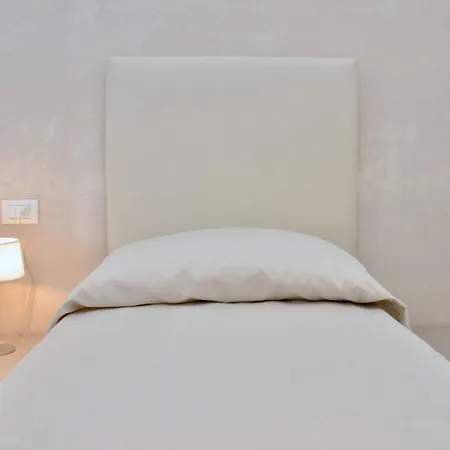 Trendy Seafront With Terrace Daire