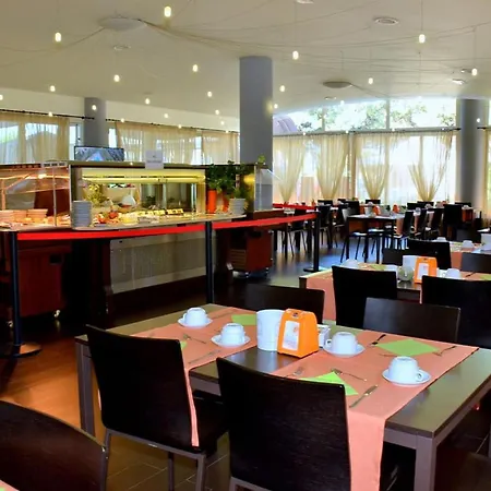 Trendy Seafront With Terrace Daire